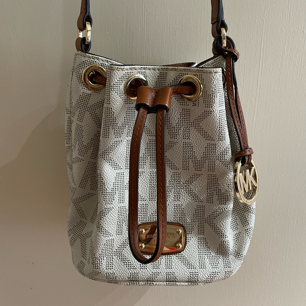 Michael Kors mini crossbody bucket bag